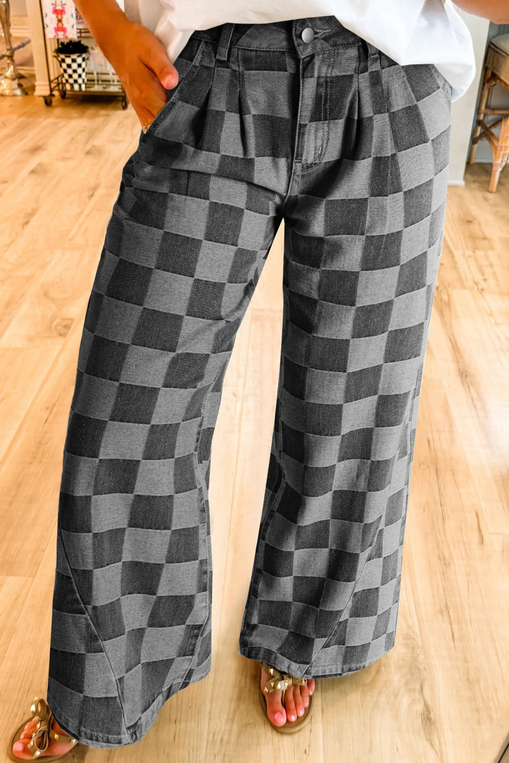 Womens Checkered Wide Leg Jeans with Pockets