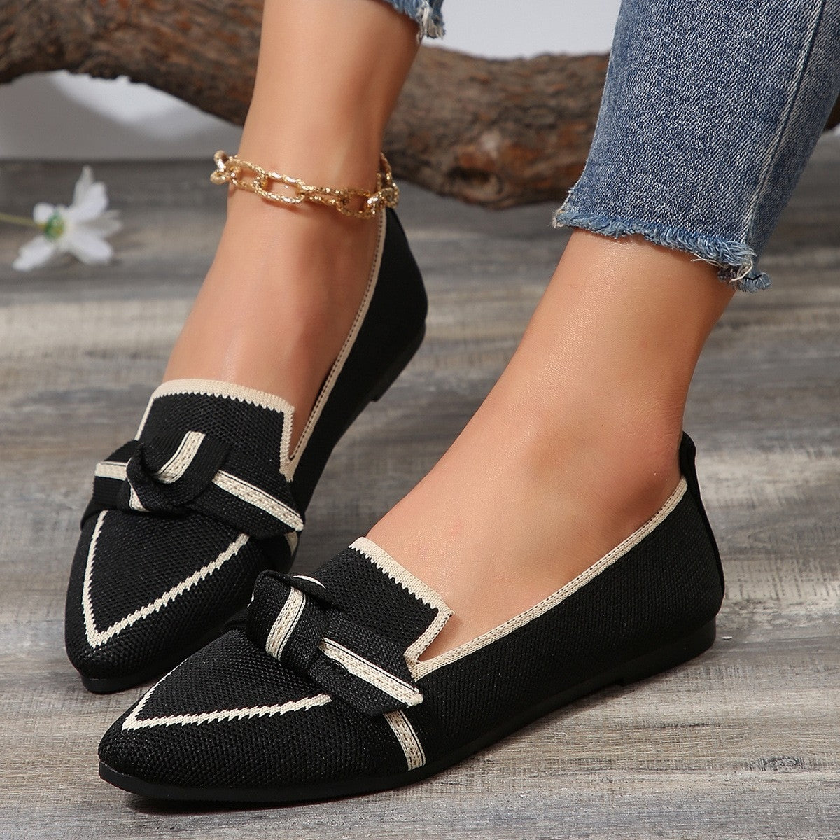 Womens Bow Contrast Trim Point Toe Loafers