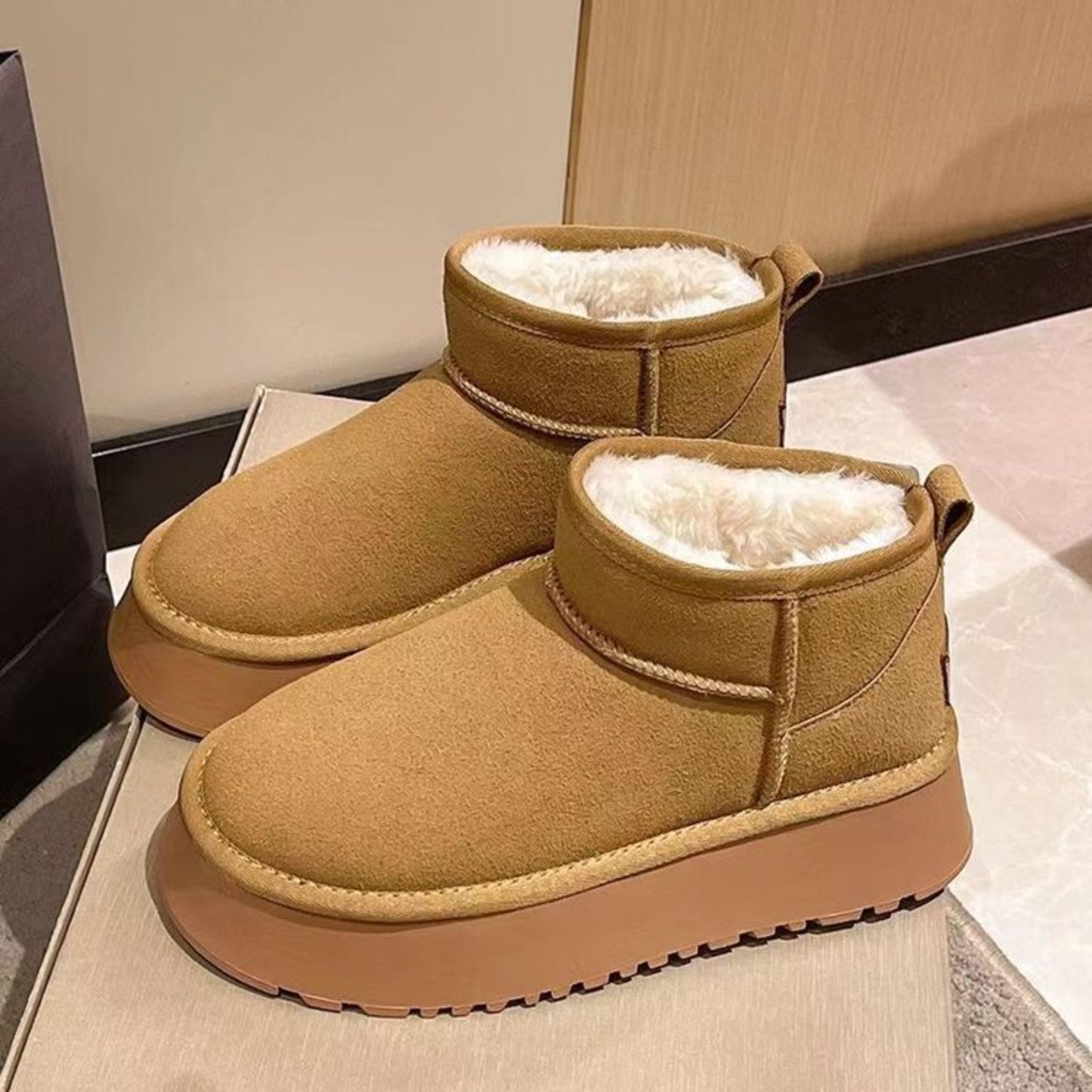 Womens Fleece Chunky Platform Mini Boots