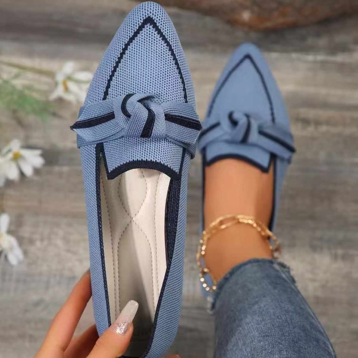 Womens Bow Contrast Trim Point Toe Loafers